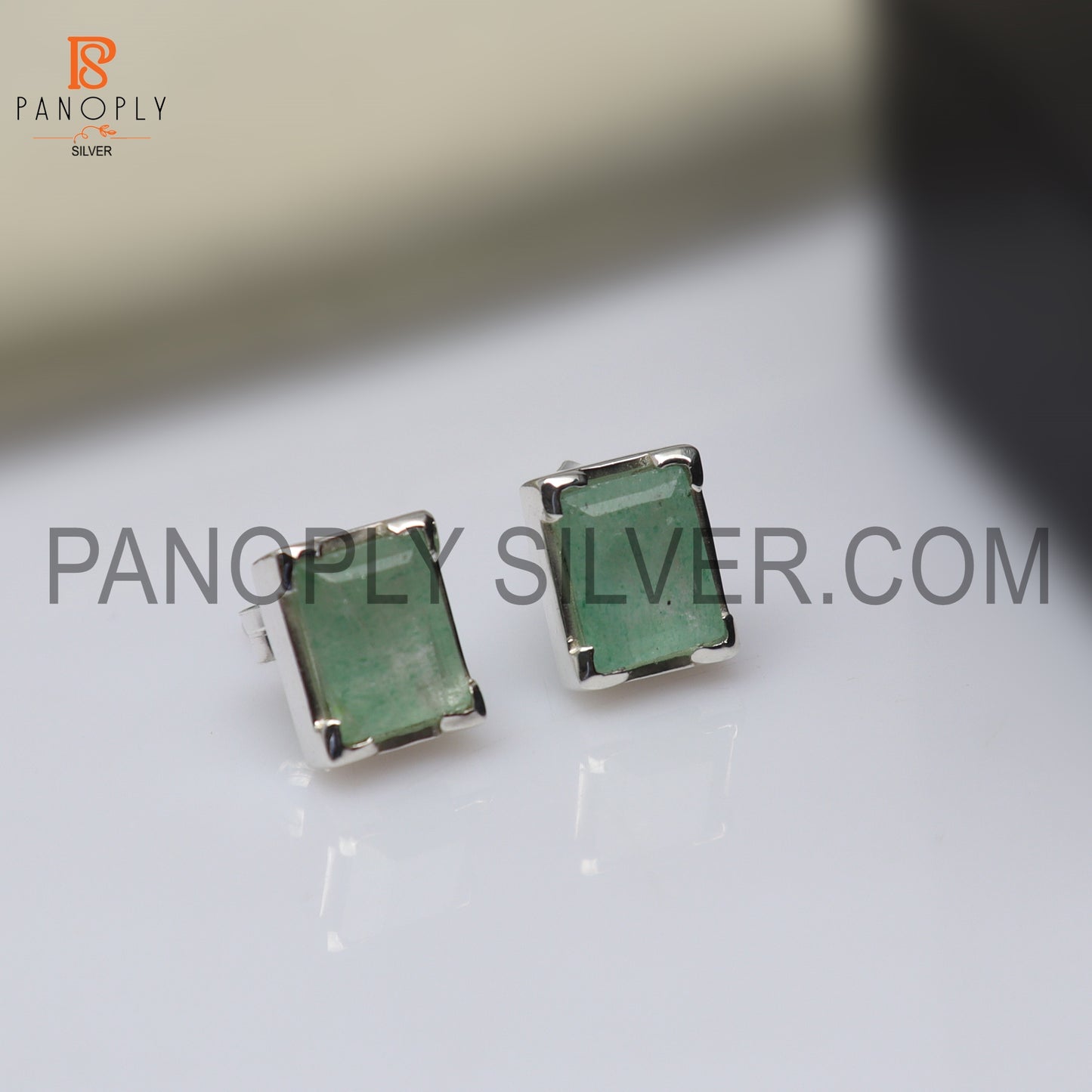 Green Strawberry Quartz 925 Silver Gem Stud Jewelry for Women's Day