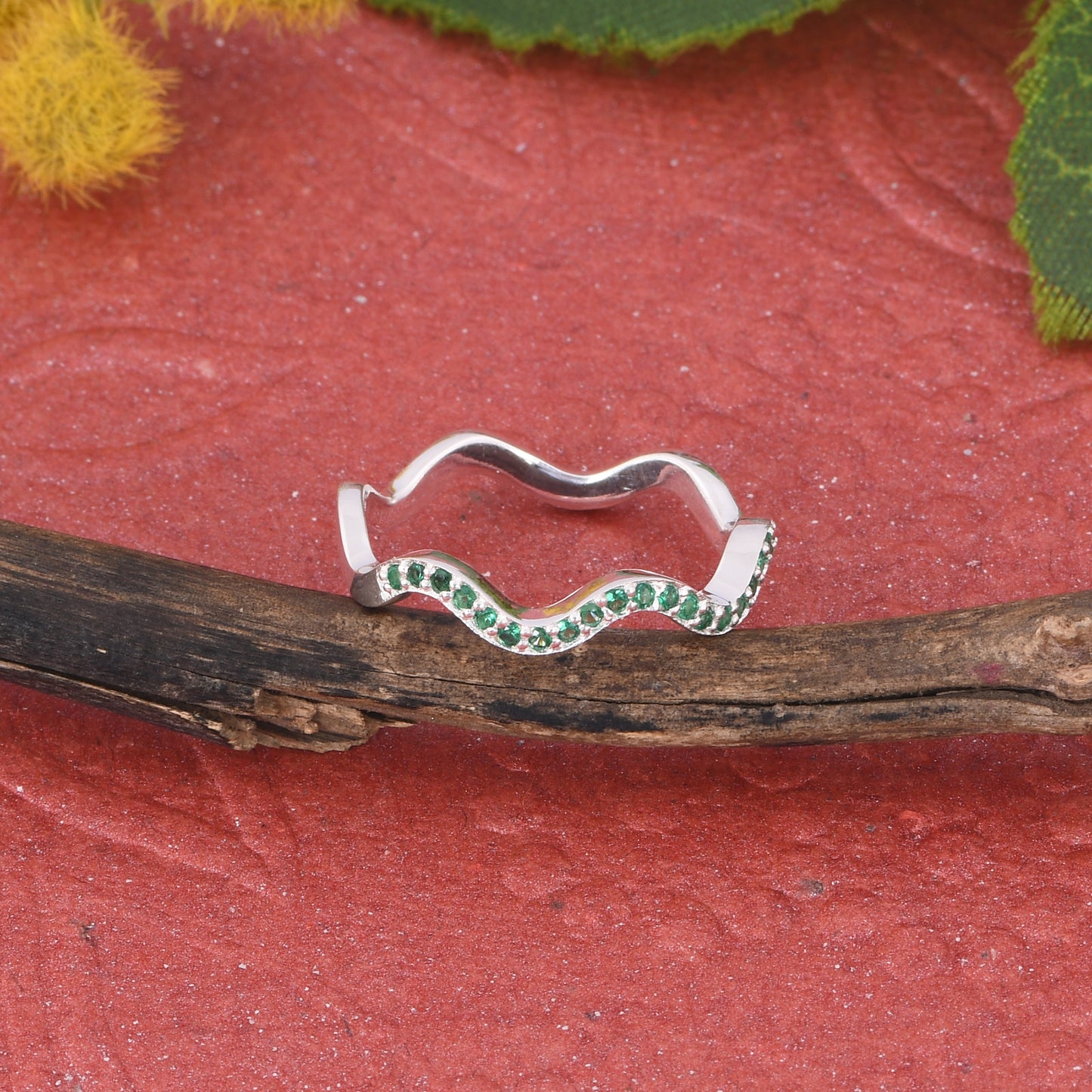 Glass Green Gemstone Wave Band Silver Ring
