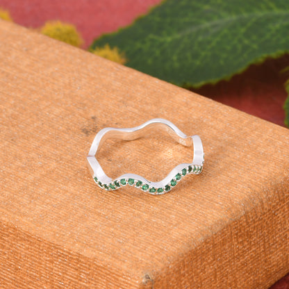Glass Green Gemstone Wave Band Silver Ring