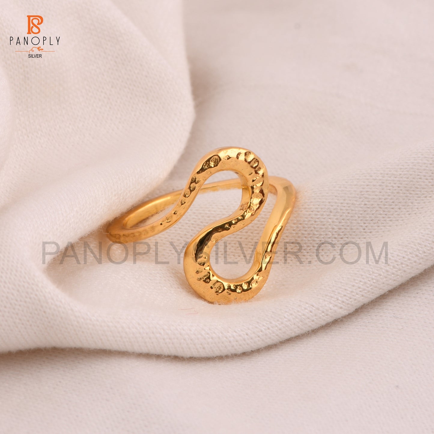 Wave Design Gold-Plated Fashion Ring, Hammered Texture Jewelry