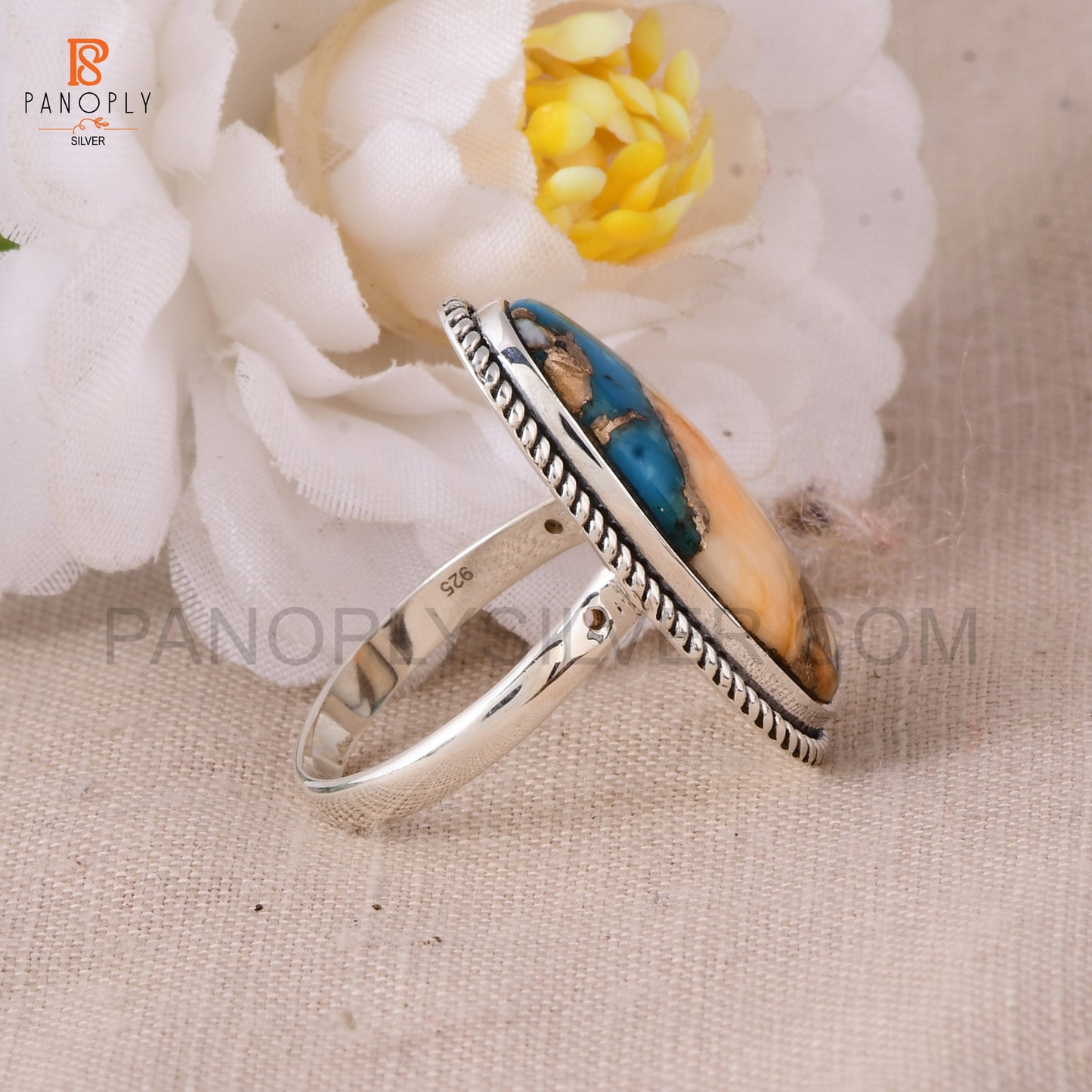Sterling Silver Spiny Oyster Turquoise Ring, Oval Shape, Rope Design Border