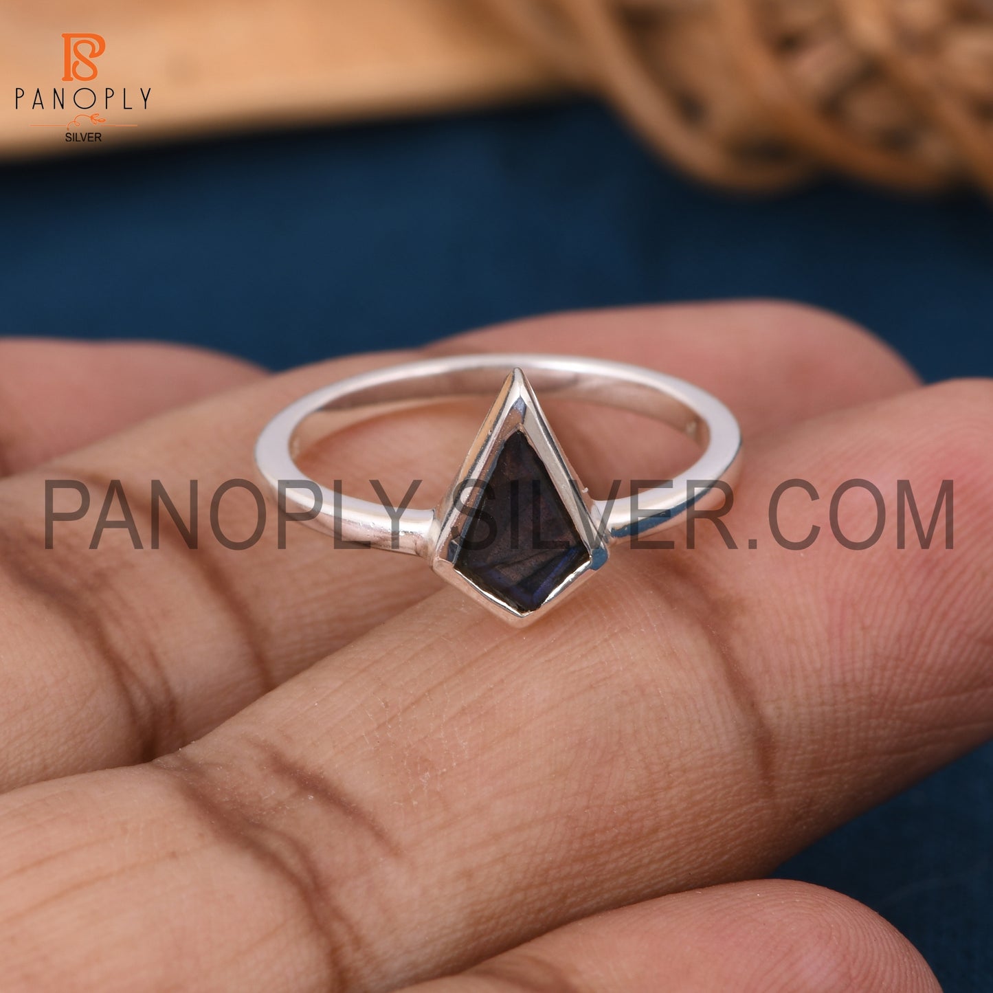 925 silver triangle shape labradorite gemstone rings