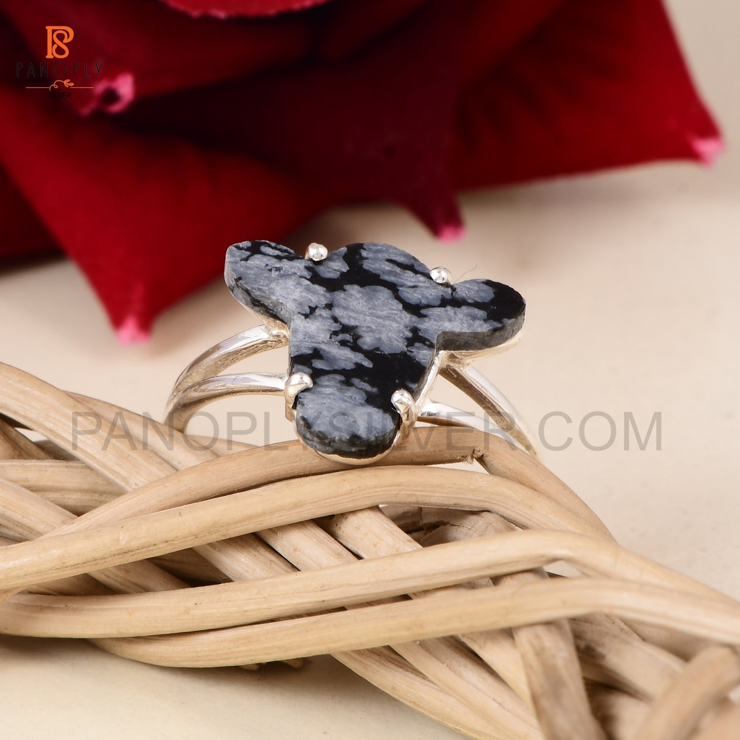 Sterling Silver Cow Head Ring - Ideal for Animal Lovers