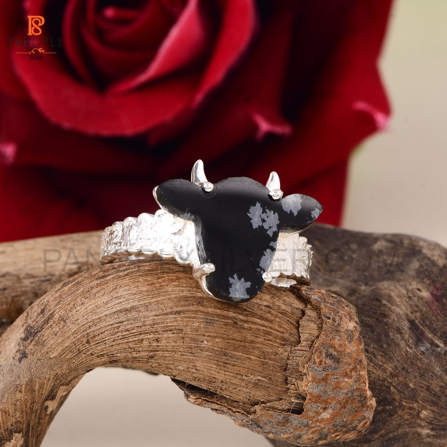 925 Silver Cow Head Ring with Snowflake Obsidian - Nature-Inspired Jewelry