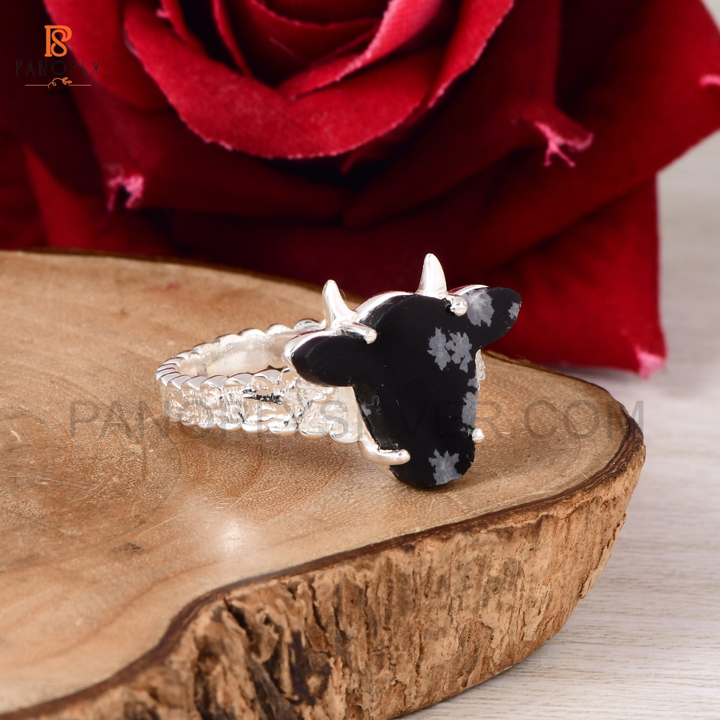 925 Silver Cow Head Ring with Snowflake Obsidian - Nature-Inspired Jewelry