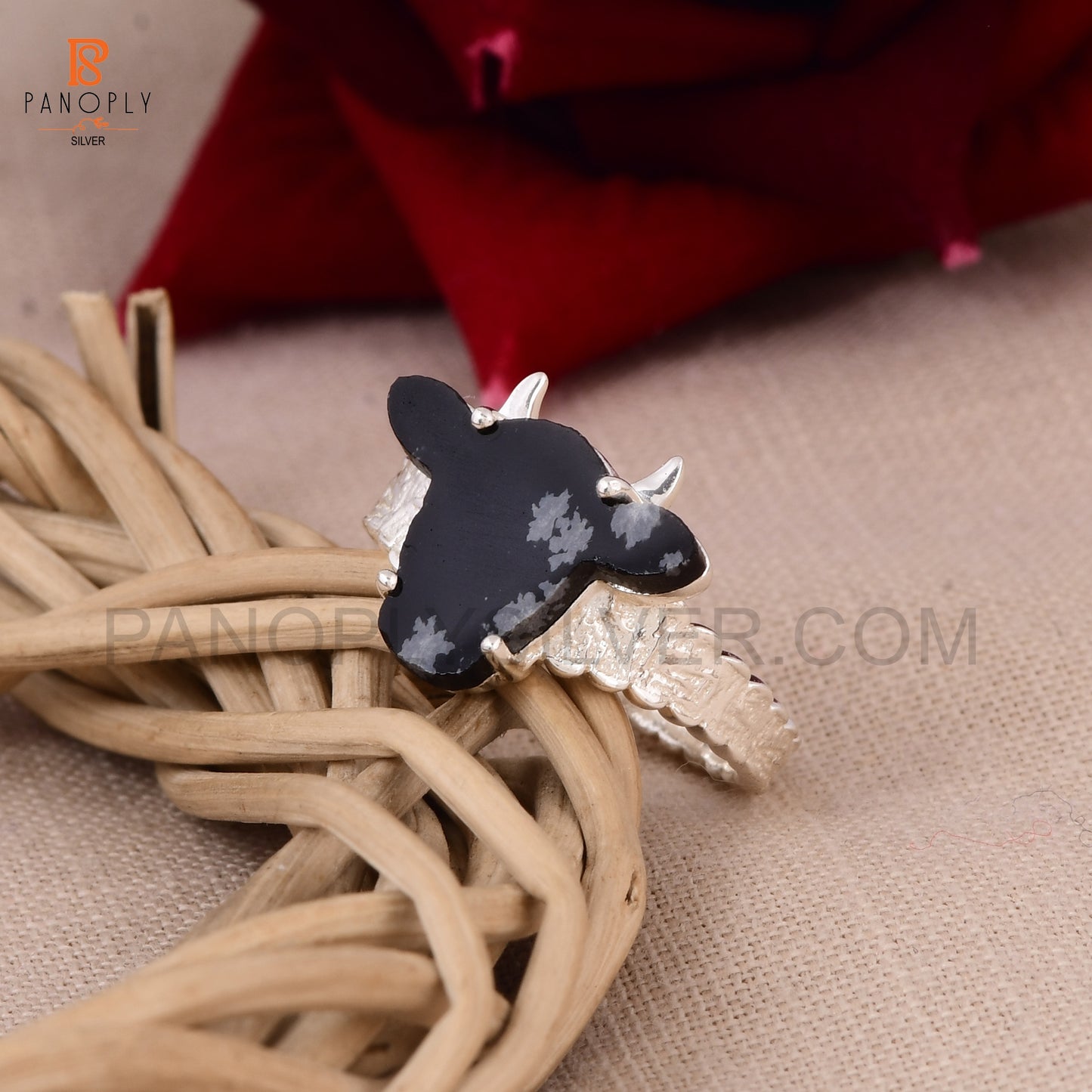 925 Silver Cow Head Ring with Snowflake Obsidian - Nature-Inspired Jewelry