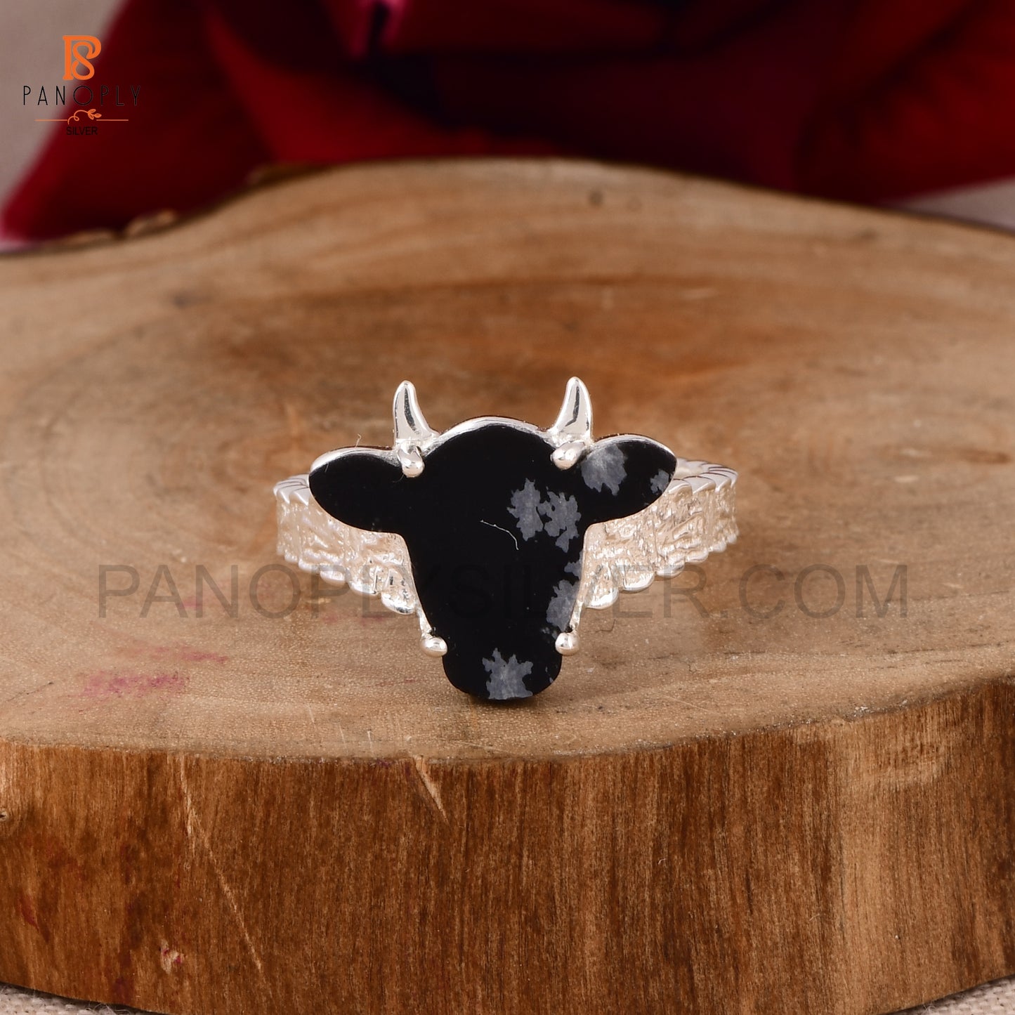 925 Silver Cow Head Ring with Snowflake Obsidian - Nature-Inspired Jewelry