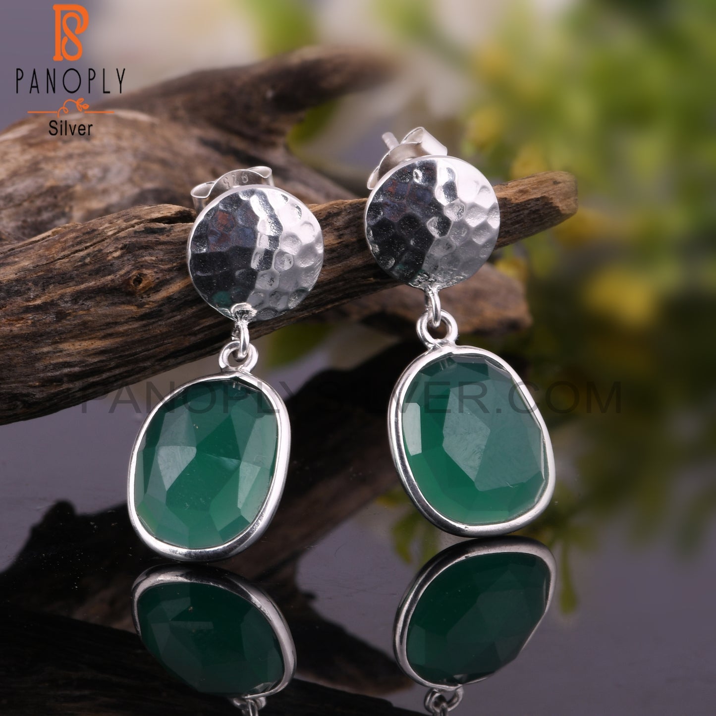 Green Onyx 925 Silver Hammered Disc Earrings