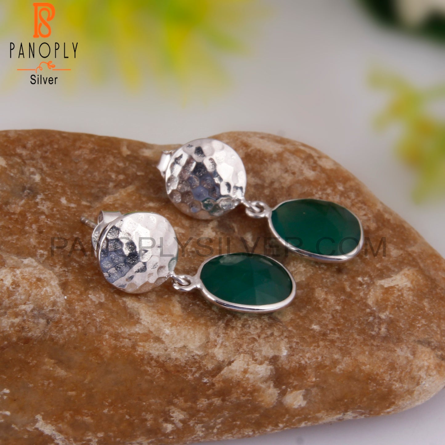 Green Onyx 925 Silver Hammered Disc Earrings