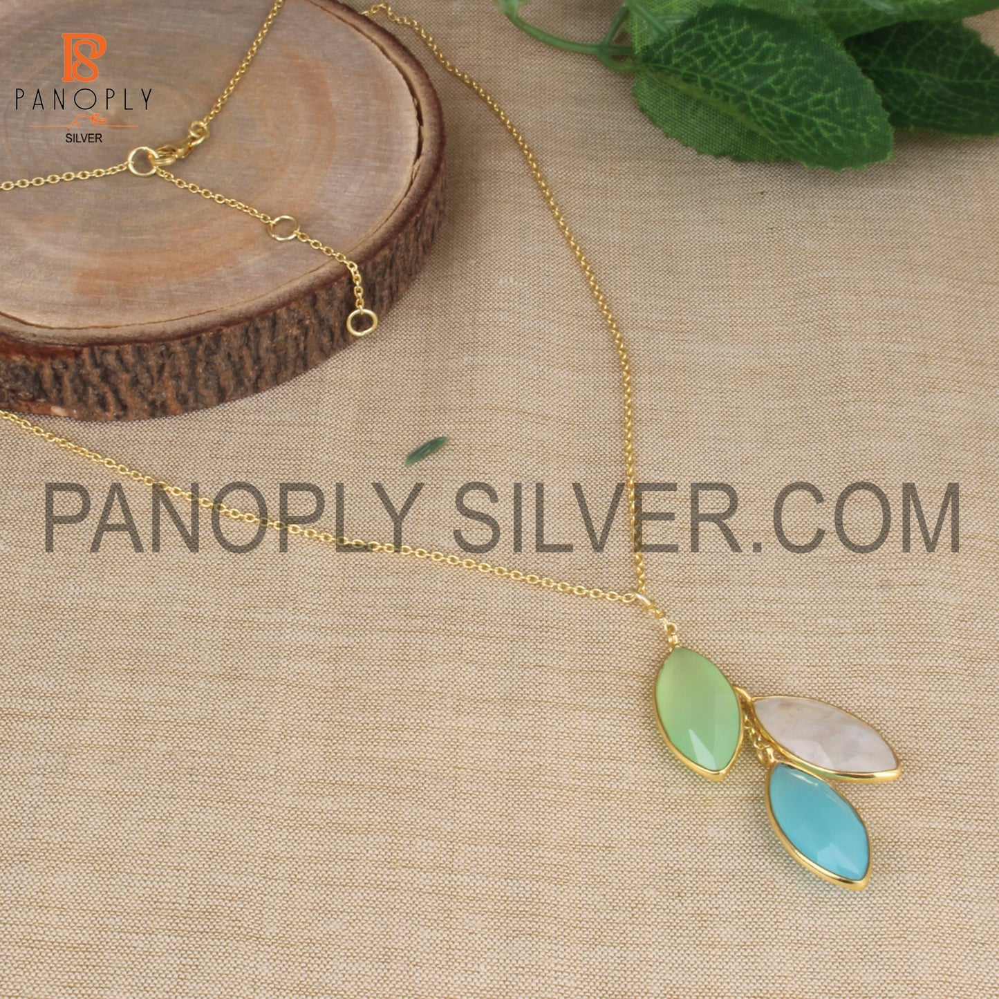 925 Silver Pendant In Three Leaf Design with Chalcedony Gemstones