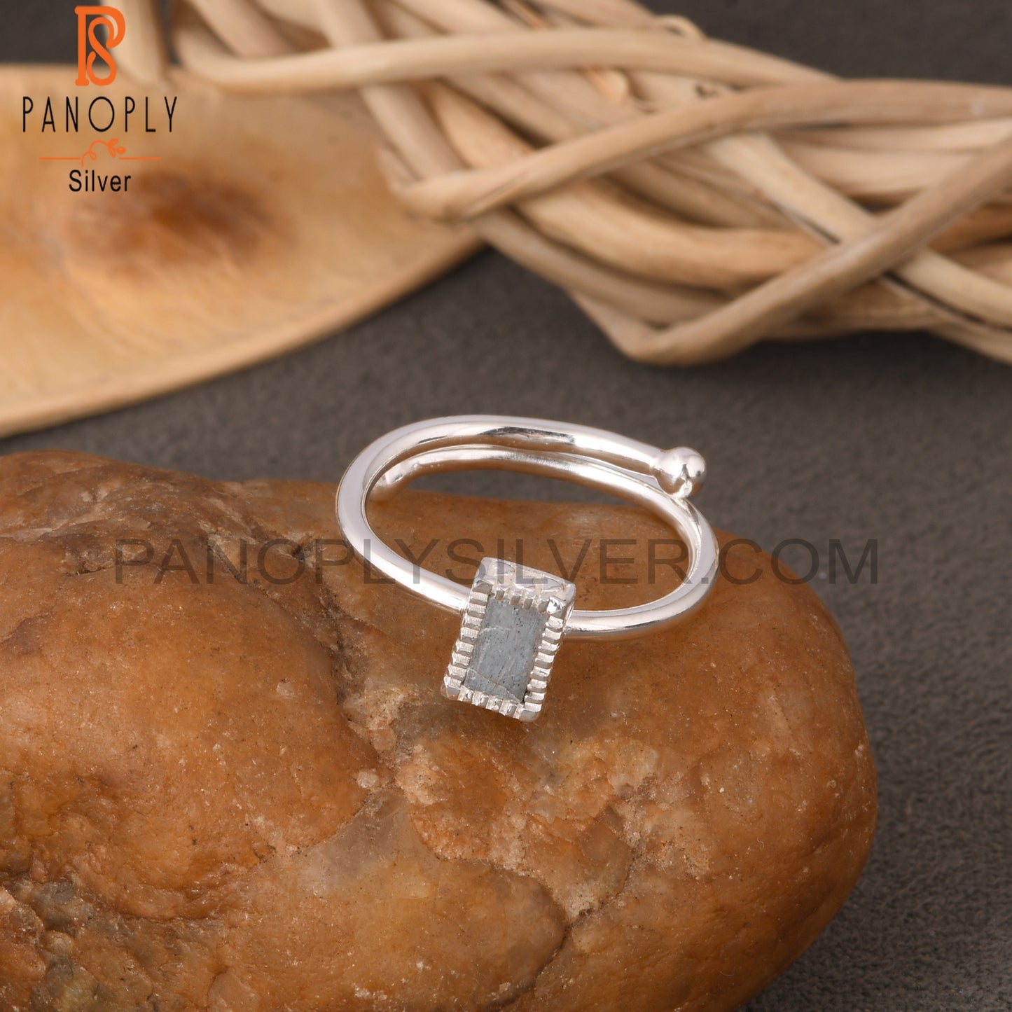 Labradorite Baguette Shape 925 Sterling Silver Party wear Ring