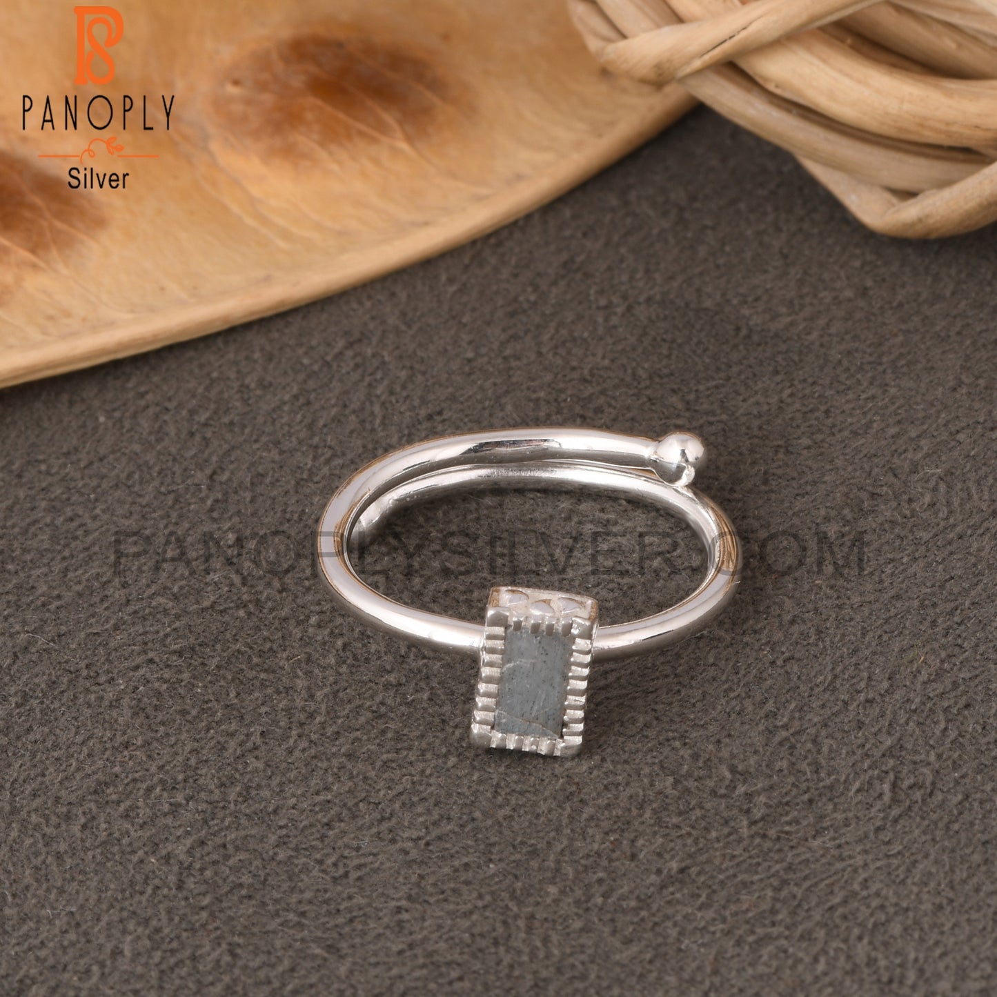 Labradorite Baguette Shape 925 Sterling Silver Party wear Ring