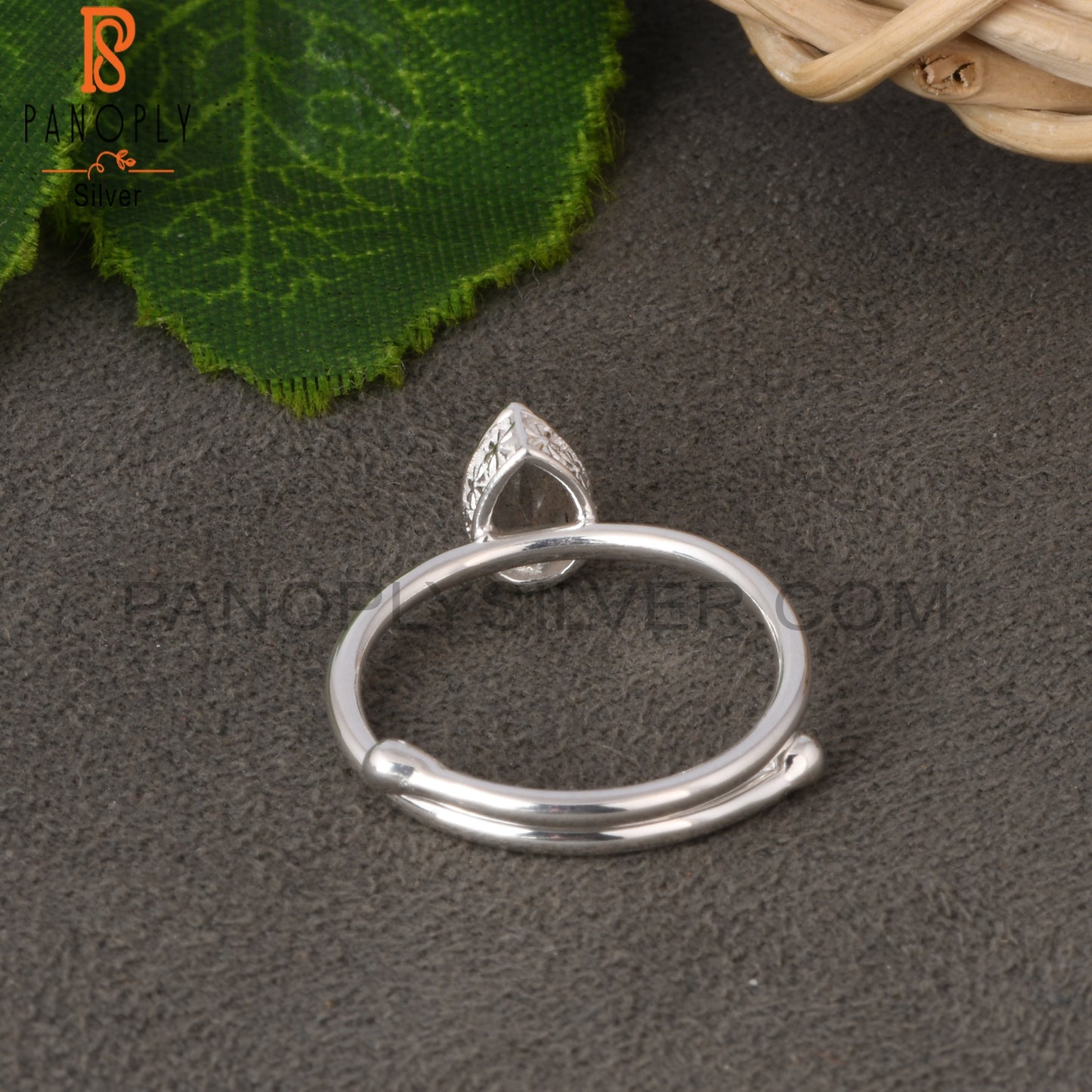 Labradorite Pear Shape 925 Sterling Silver Ring
