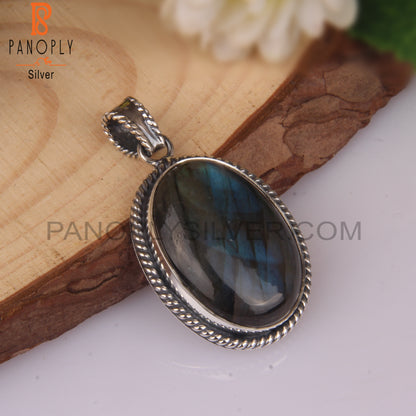 Labradorite Oval Shape 925 Sterling Silver Pendant