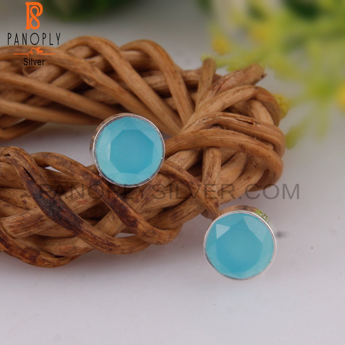 Beautiful Aqua Chalcedony Round 925 Silver Earrings