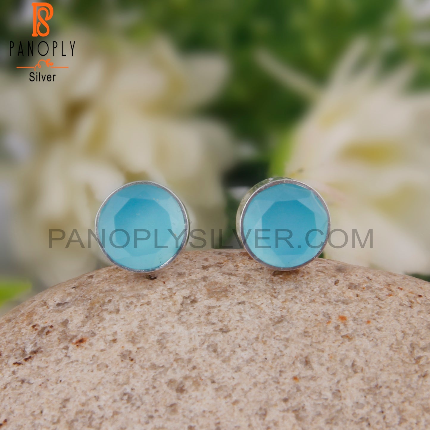 Beautiful Aqua Chalcedony Round 925 Silver Earrings