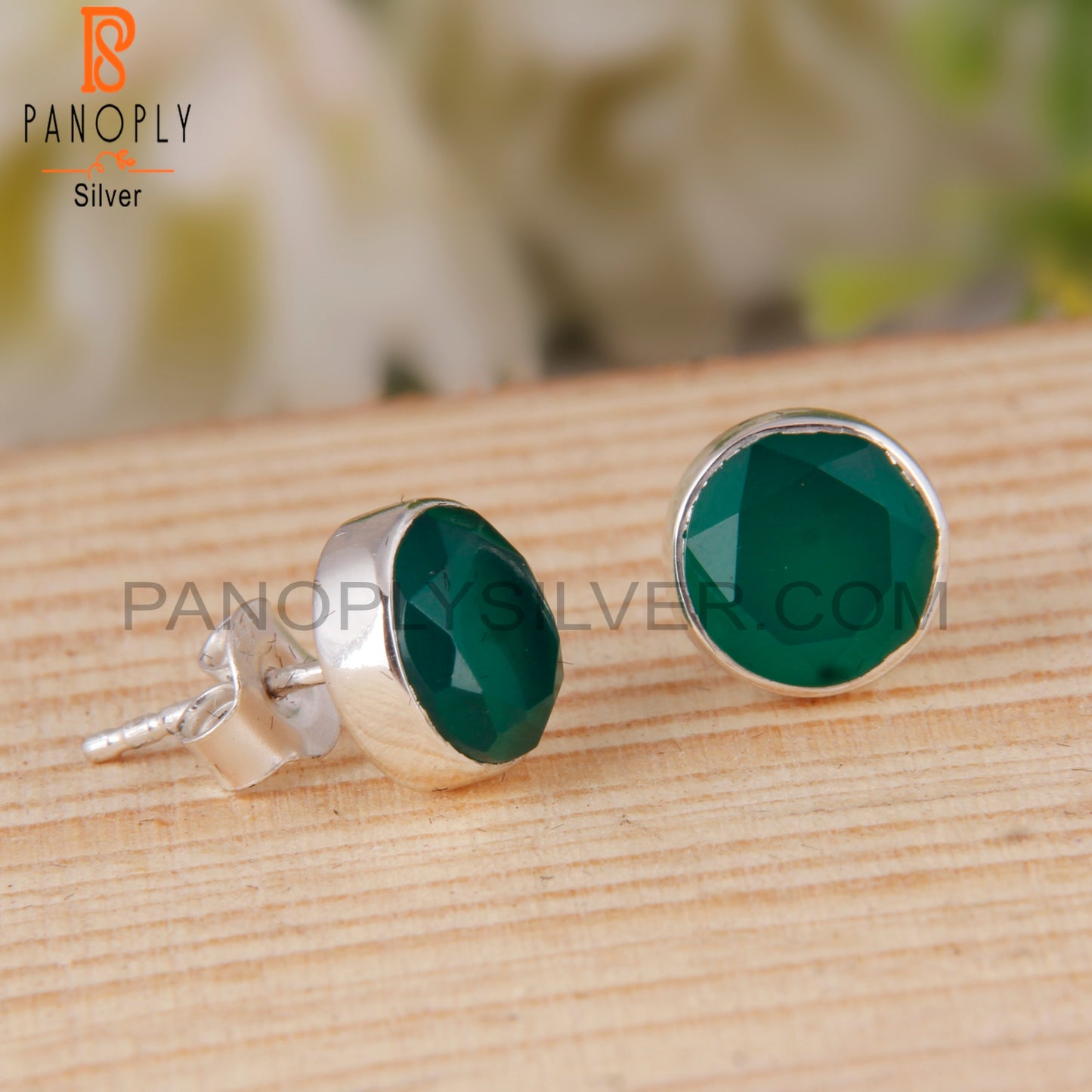 Green Onyx Round Shape 925 Sterling Silver Studs Earrings