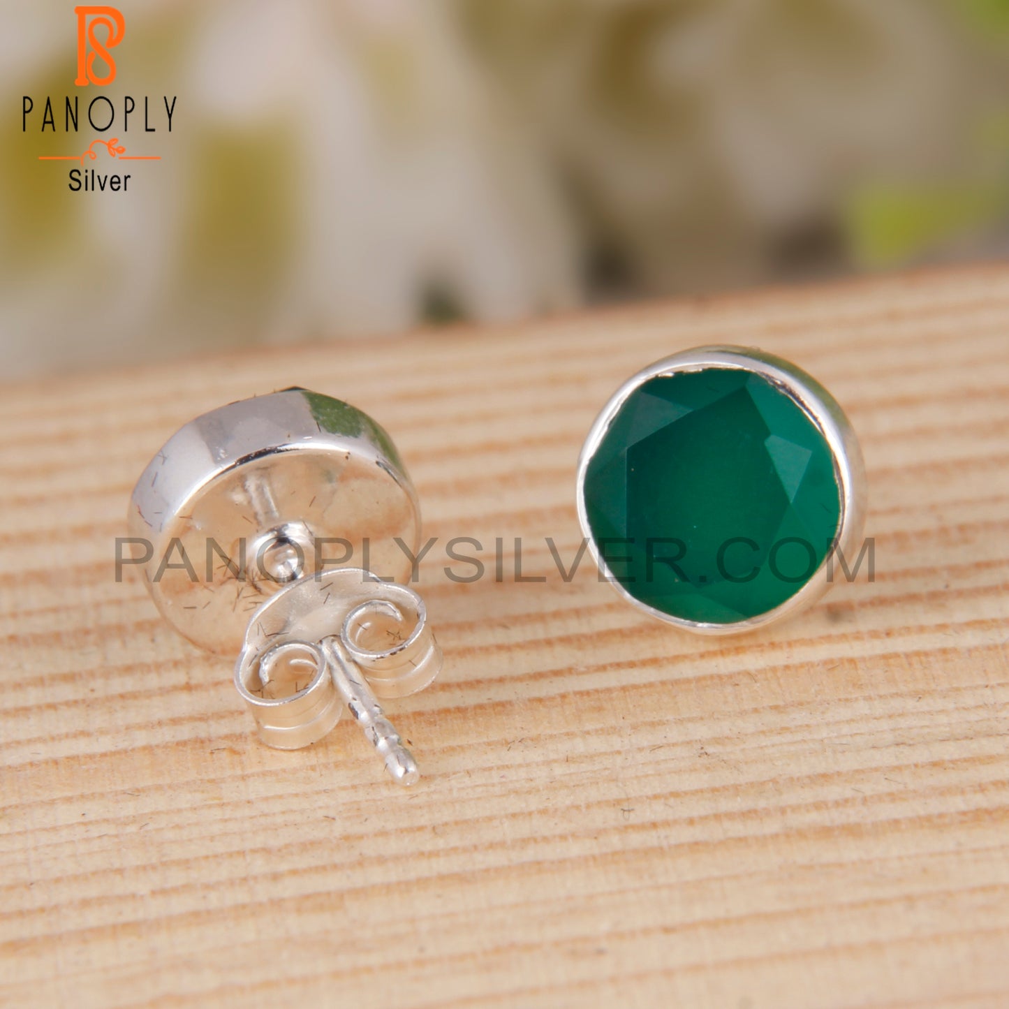 Green Onyx Round Shape 925 Sterling Silver Studs Earrings