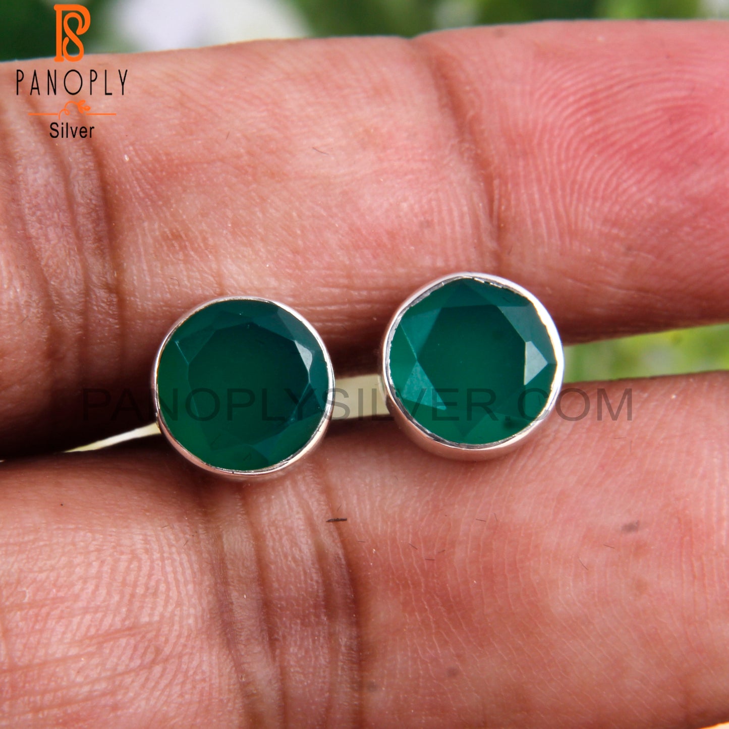 Green Onyx Round Shape 925 Sterling Silver Studs Earrings