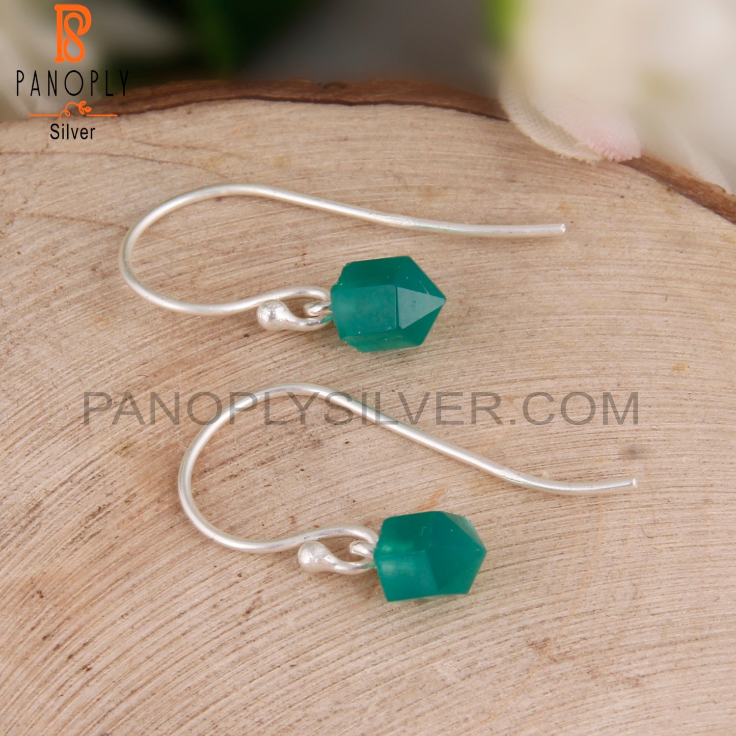 Green Onyx Bullet Pointed Shape 925 Silver Dangle Earrings