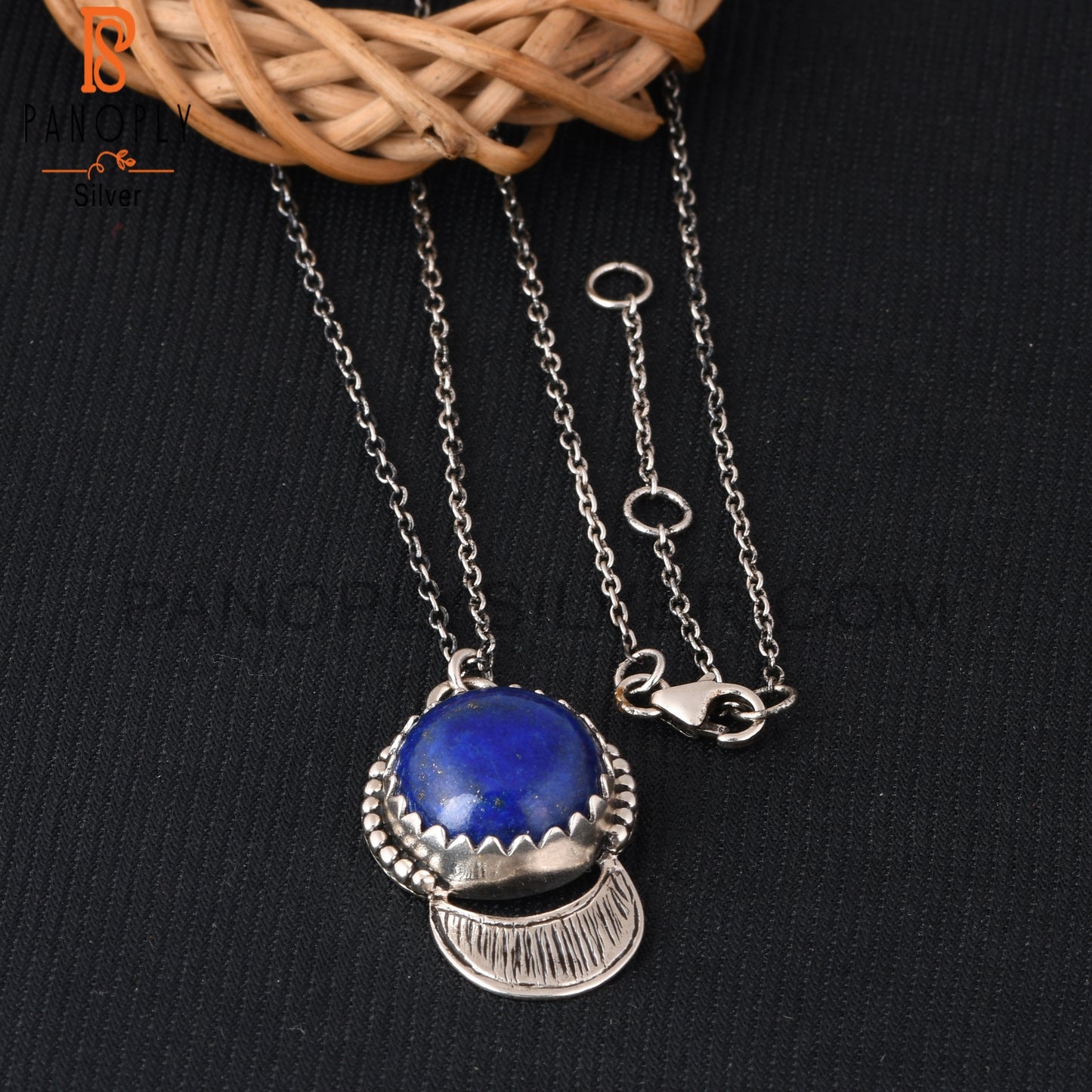 Lapis Round Shape 925 Sterling Silver Pendant With Chain