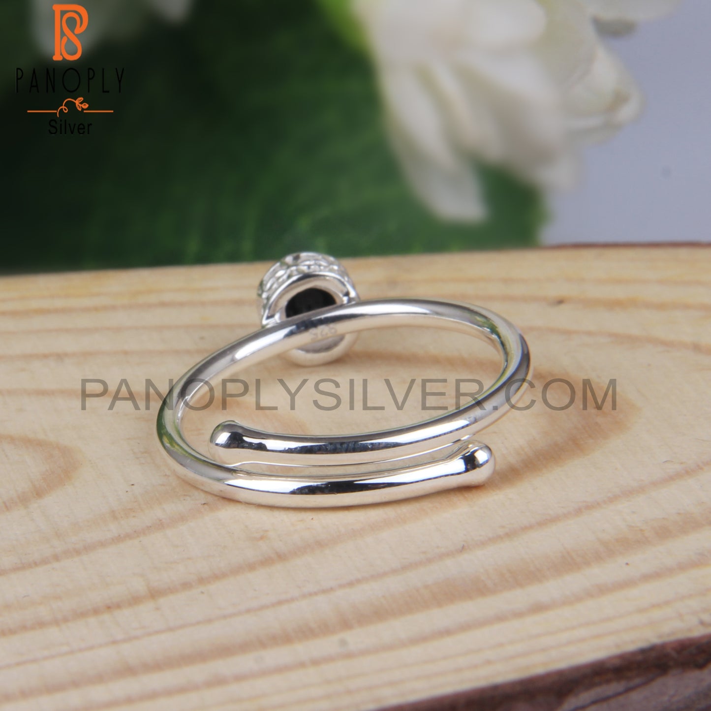 Black Spinel Round Shape 925 Sterling Silver Cute Small Ring