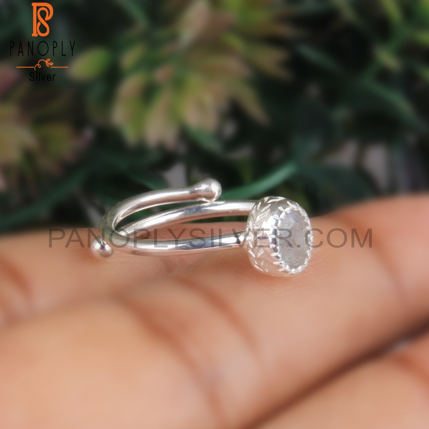 Oval Shape Labradorite 925 Sterling Silver Party Wear Ring