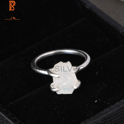 Rainbow Moonstone 925 Sterling Silver Ring
