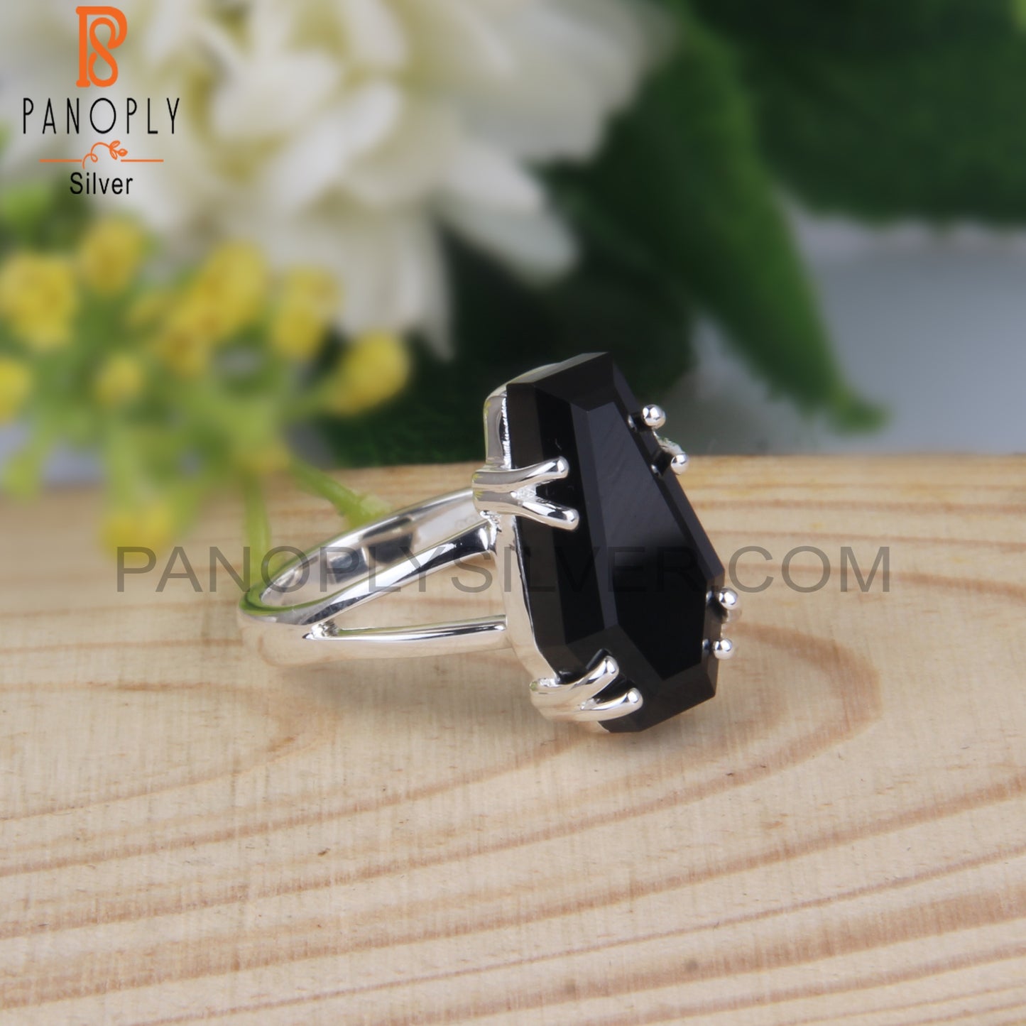 Black Onyx Coffin Shape 925 Sterling Silver Ring