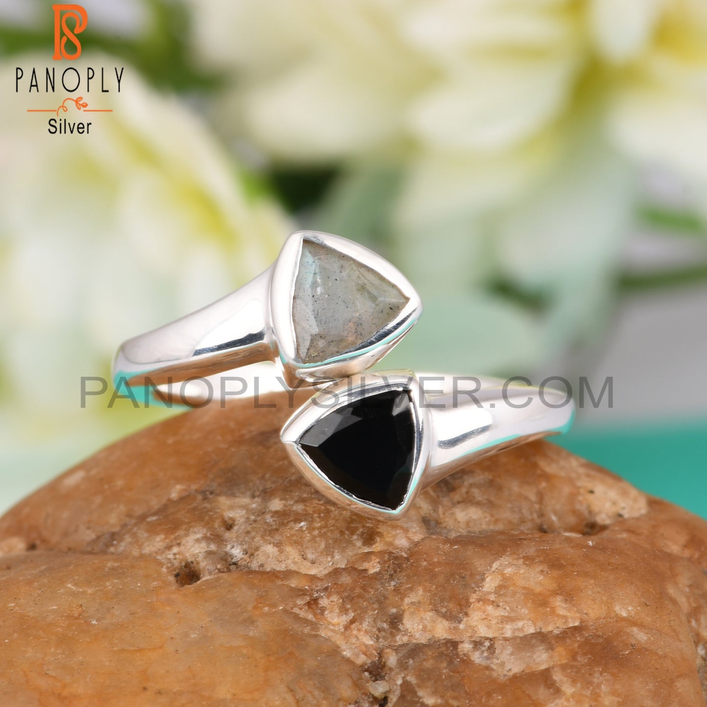 Labradorite & Black Onyx Trillion 925 Silver Ring
