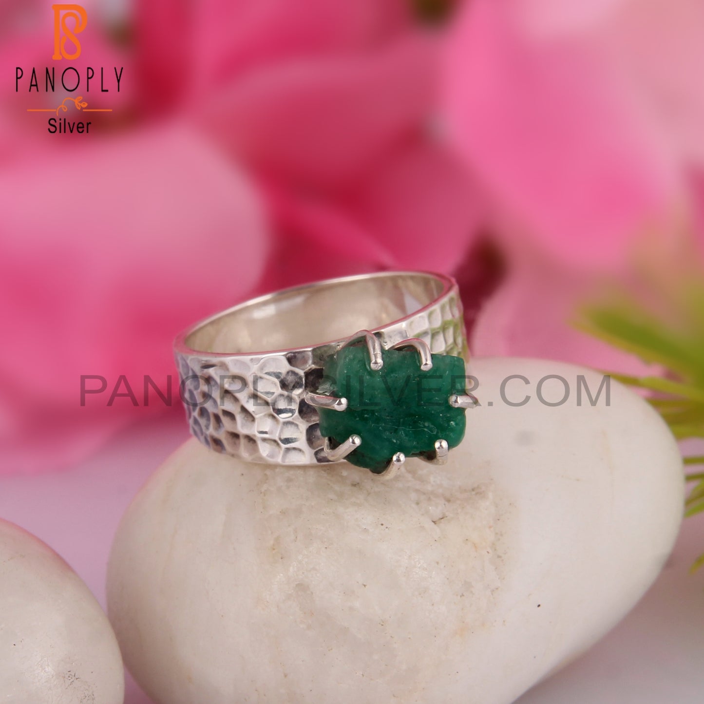 Emerald 925 Sterling Silver Band Ring