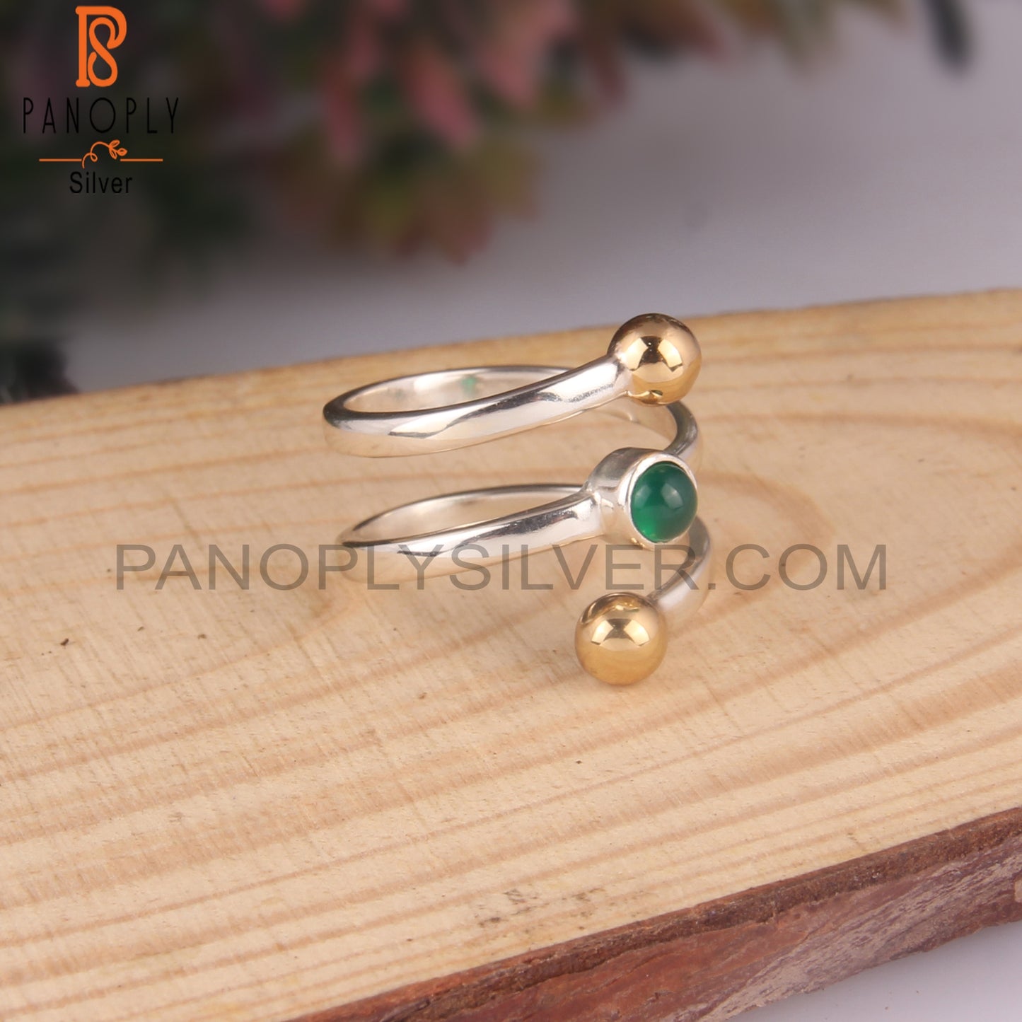 Green Onyx Round Sterling Silver Hypoallergenic Ring