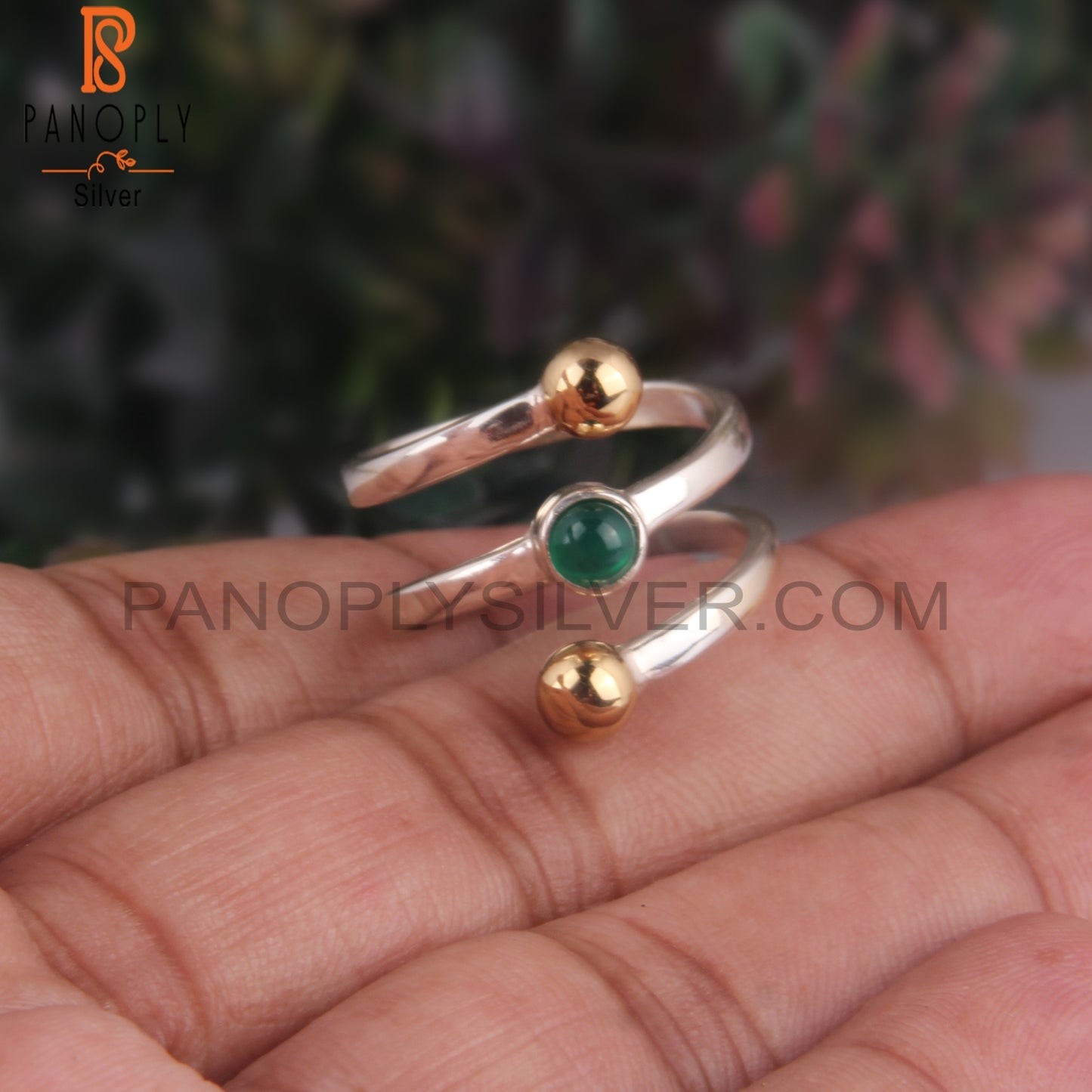 Green Onyx Round Sterling Silver Hypoallergenic Ring
