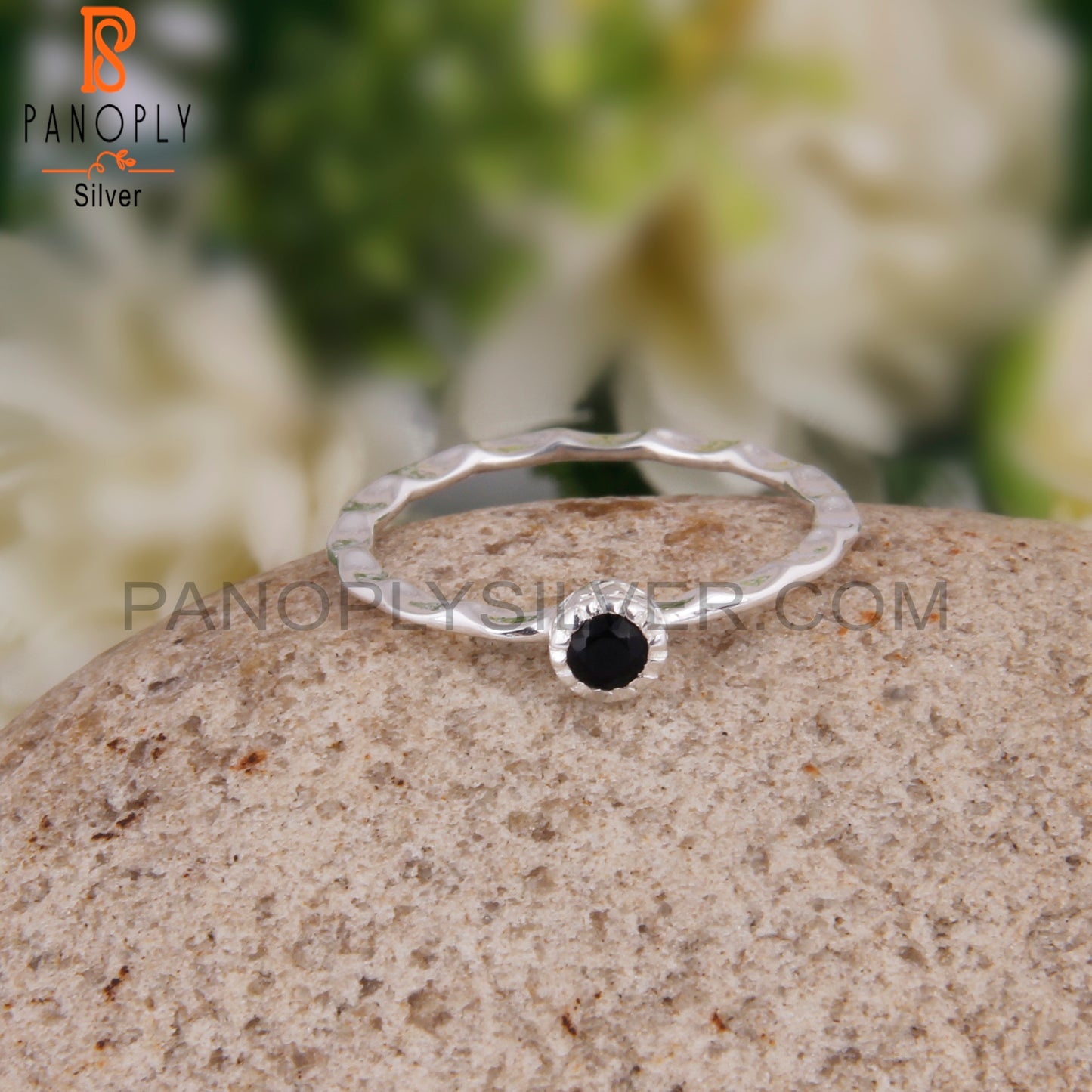 Black Onyx Round Shape 925 Sterling Silver Ring