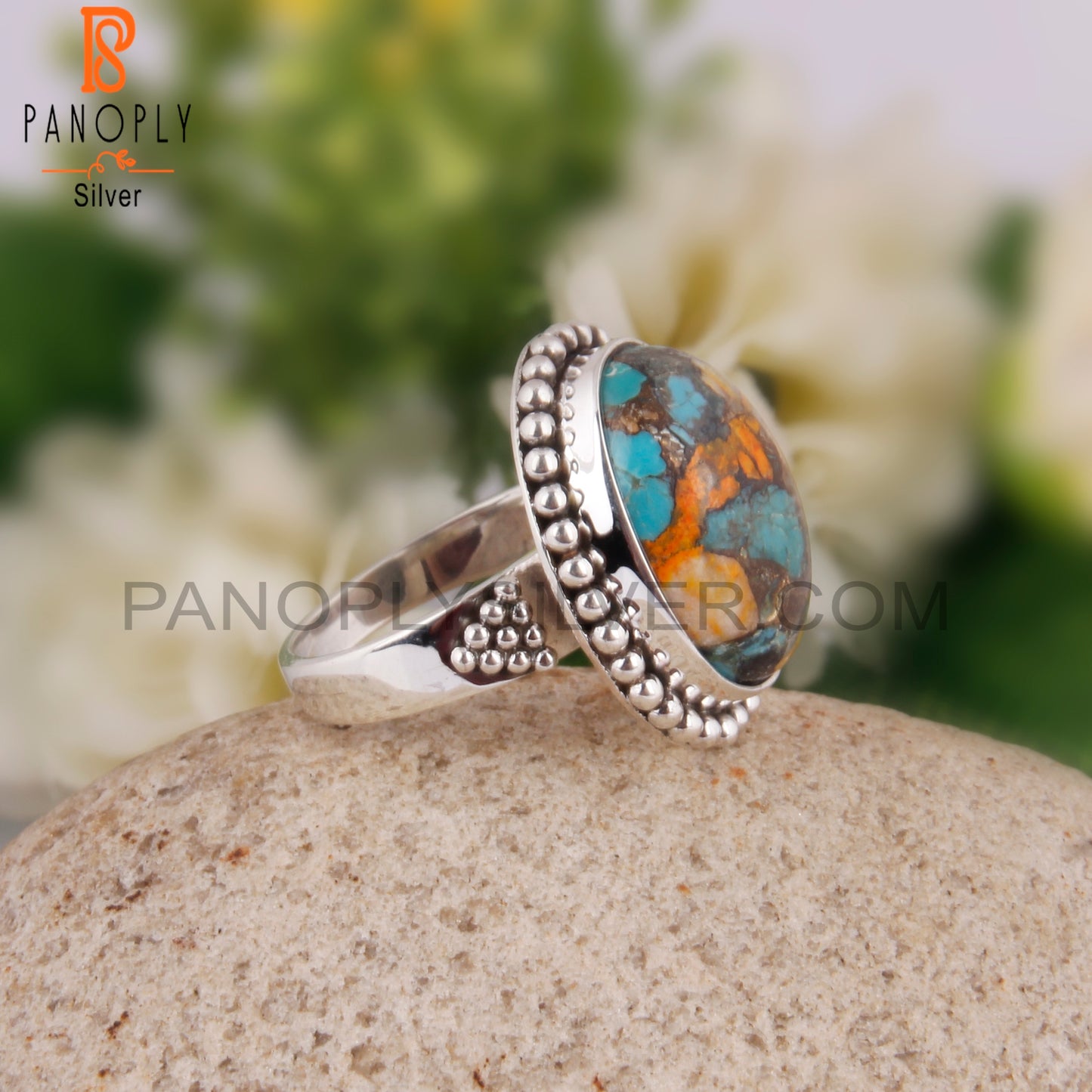 Hand hammered Mojave Bumblebee Turquoise Oval 925 Silver Ring