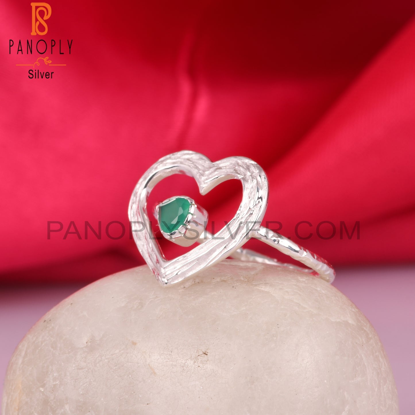 Green Onyx Heart Shape 925 Sterling Silver Ring