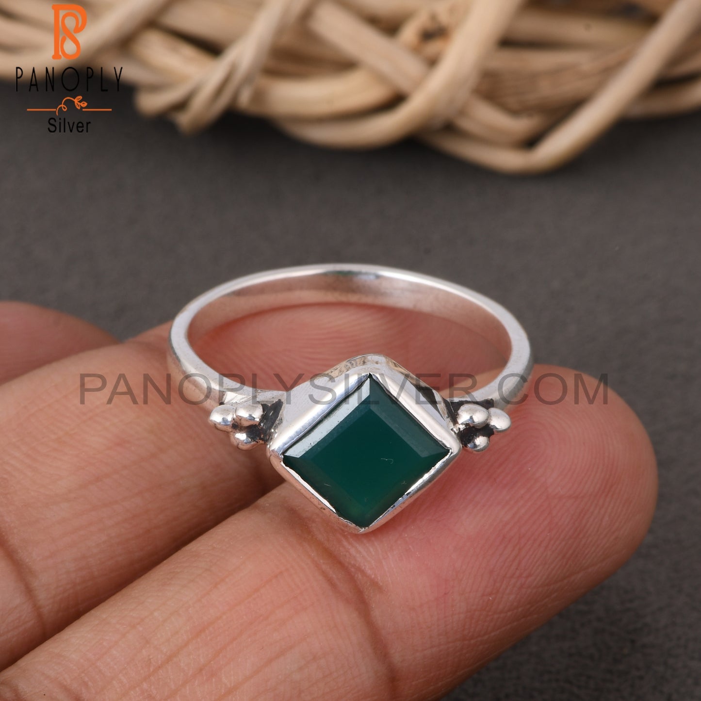 Green Onyx Square Shape 925 Sterling Silver Ring