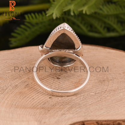 Cabochon Labradorite Pear 925 Silver Ring