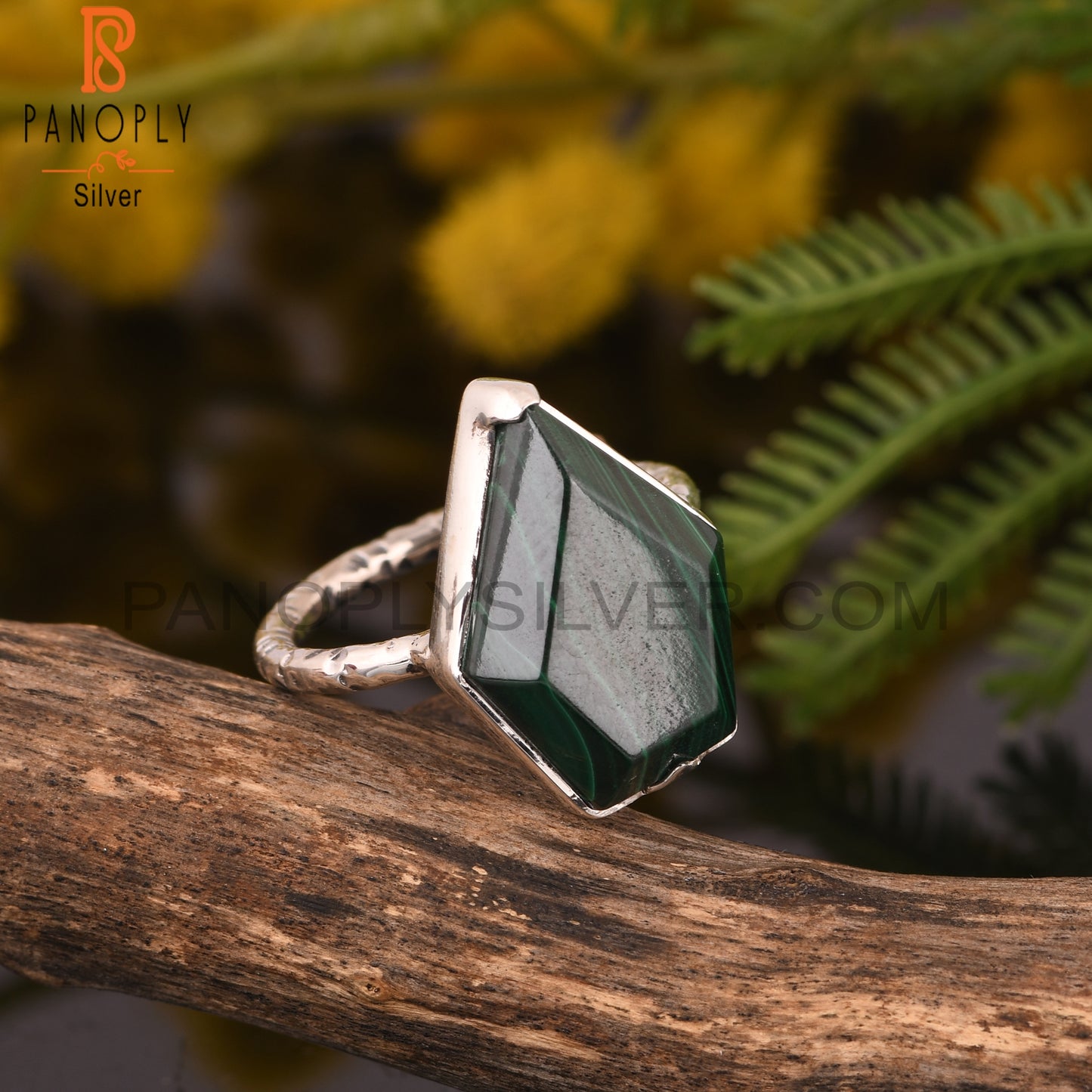 Dainty Malachite Pentagon 925 Silver Ring