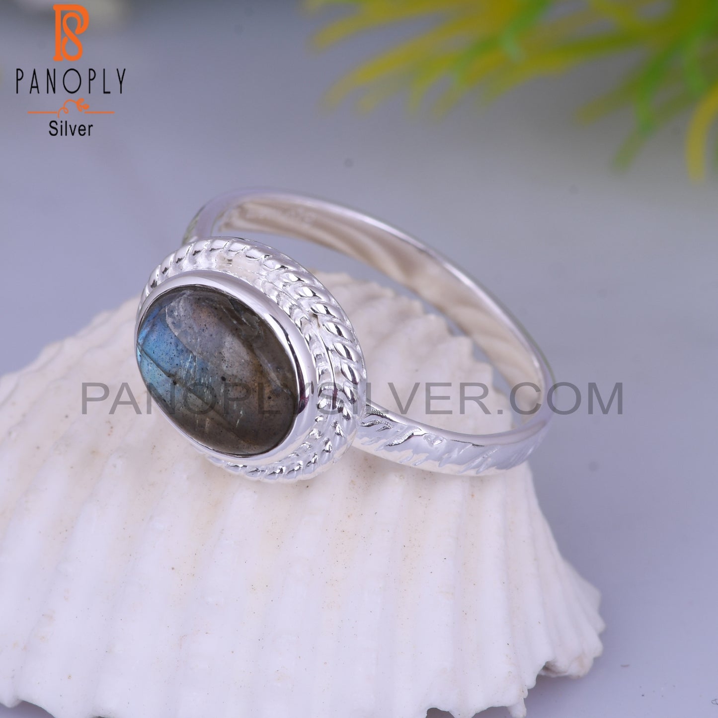 Labradorite 925 Sterling Silver Oval Shape Ring