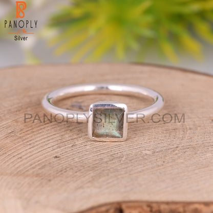 Labradorite 925 Sterling Silver Minimalist Ring