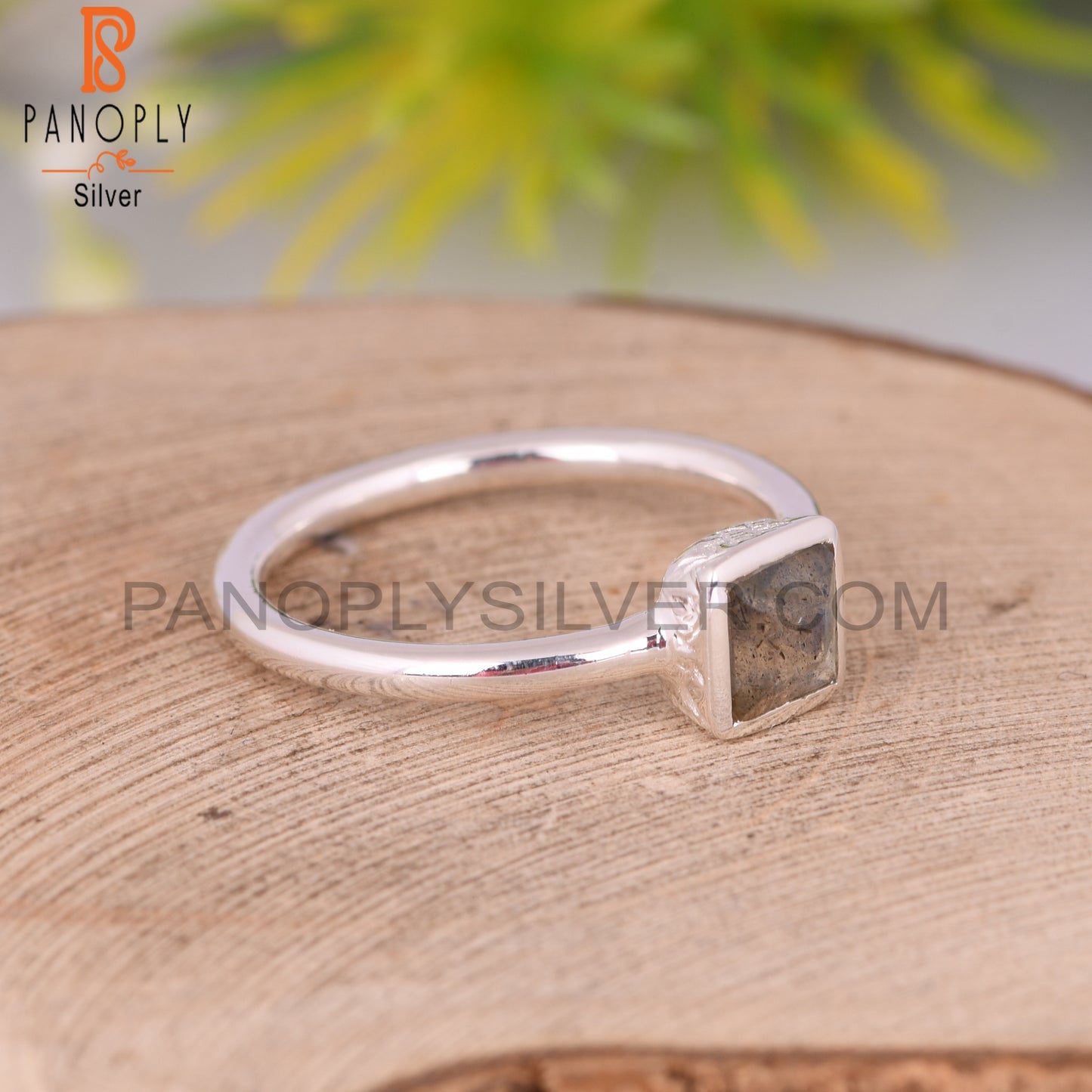 Labradorite 925 Sterling Silver Minimalist Ring