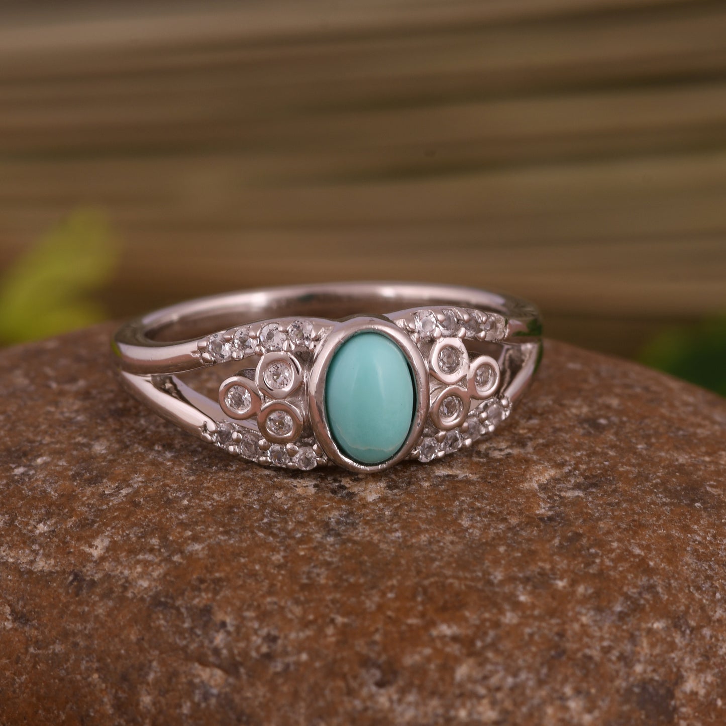 Arizona Turquoise & White Topaz S 925 Oval Shape Ring