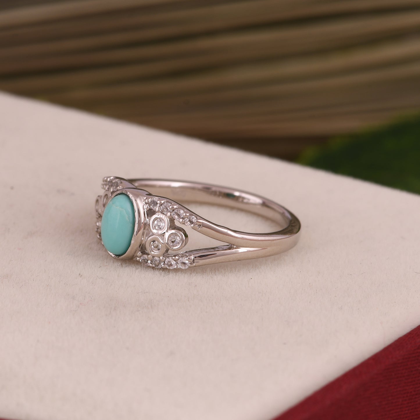 Arizona Turquoise & White Topaz S 925 Oval Shape Ring