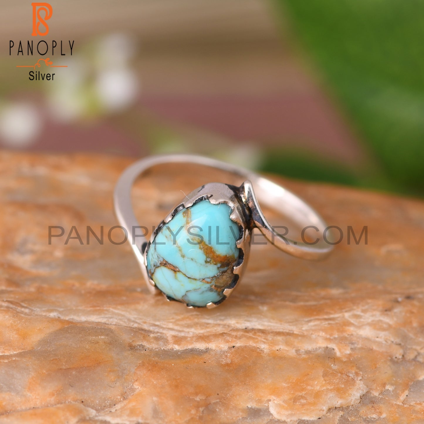 Kingman Turquoise Oval Shape Sterling Silver Ring