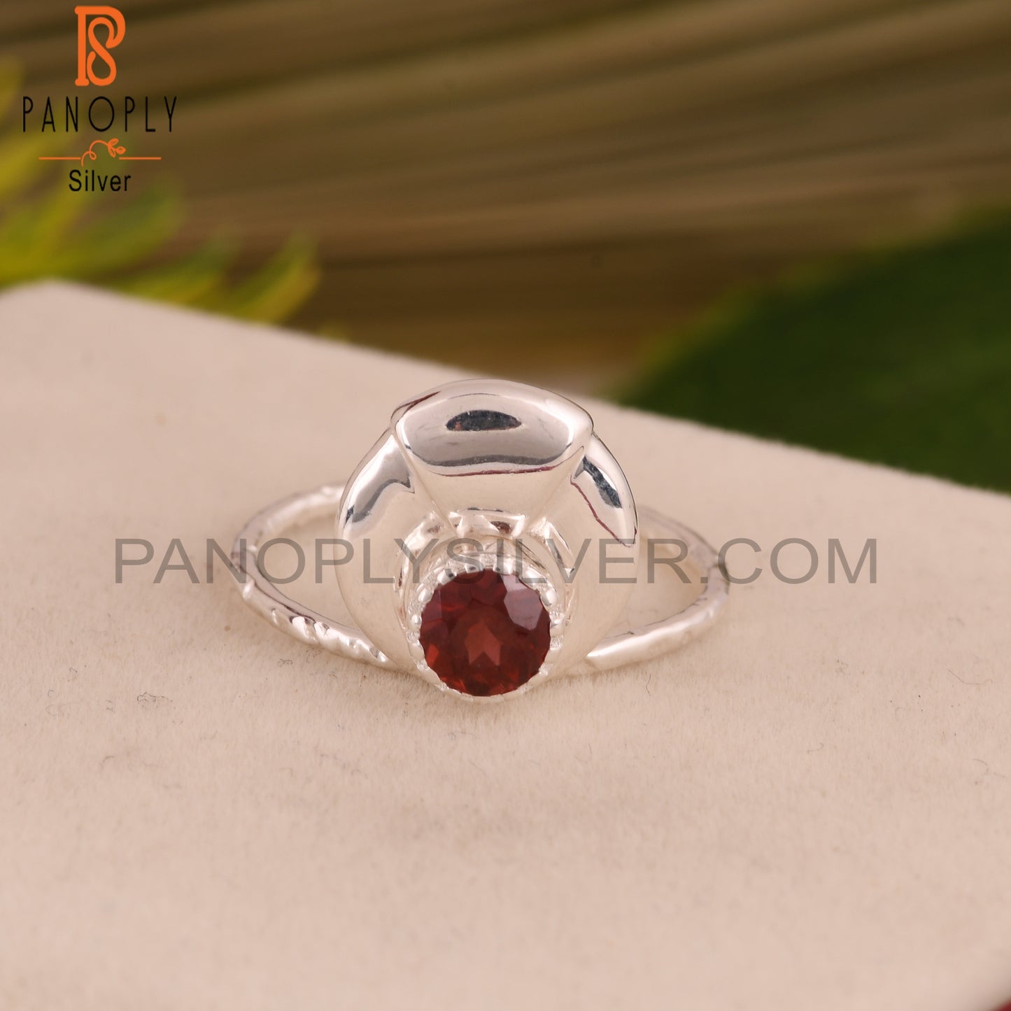 Garnet Round Shape 925 Sterling Silver Red Ring