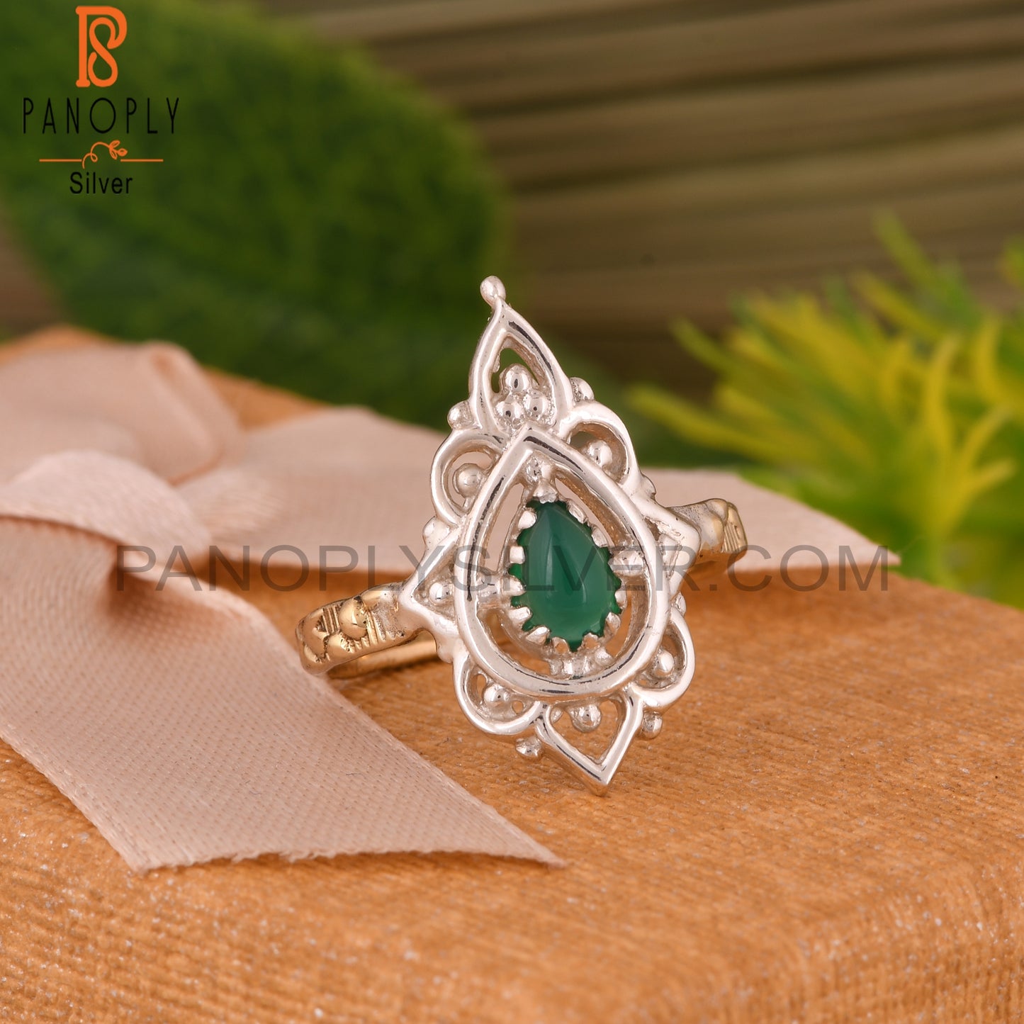 Green Onyx Pear Shape S 925 Two Tone Ring