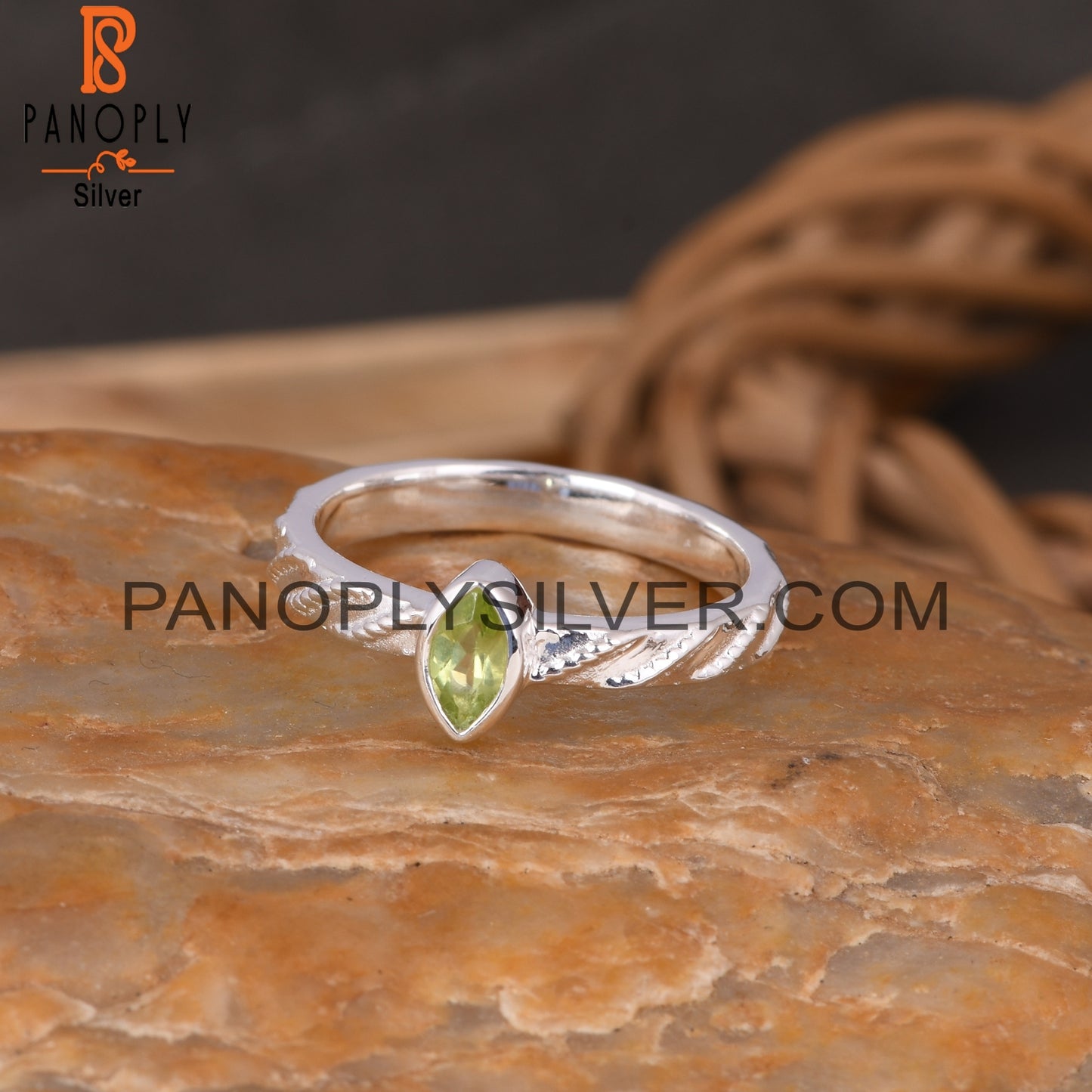 Twist Peridot Marquise 925 Sterling Silver Ring