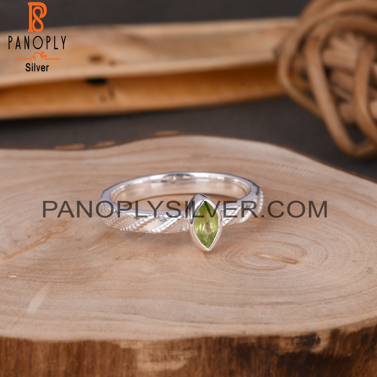 Twist Peridot Marquise 925 Sterling Silver Ring