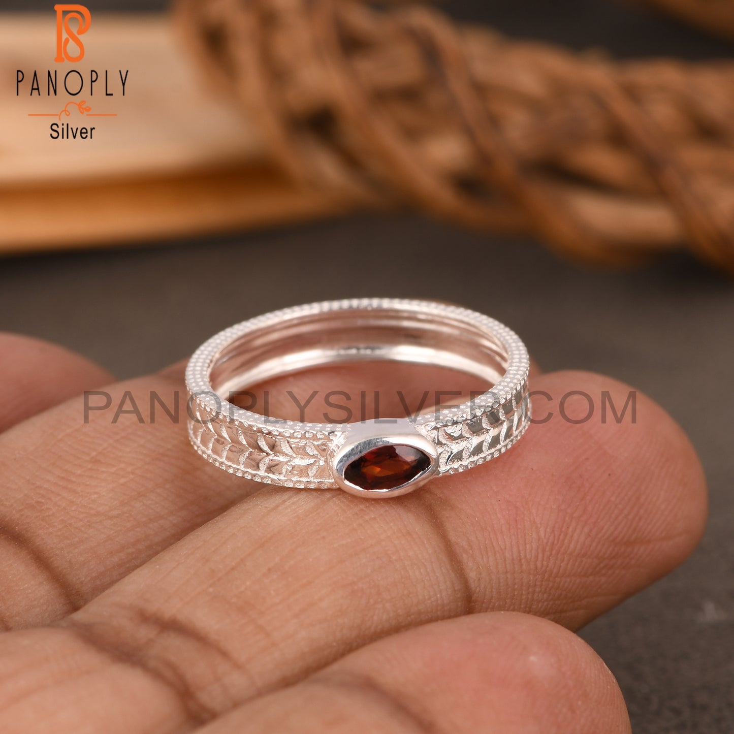 Garnet Oval 925 Sterling Silver Ring